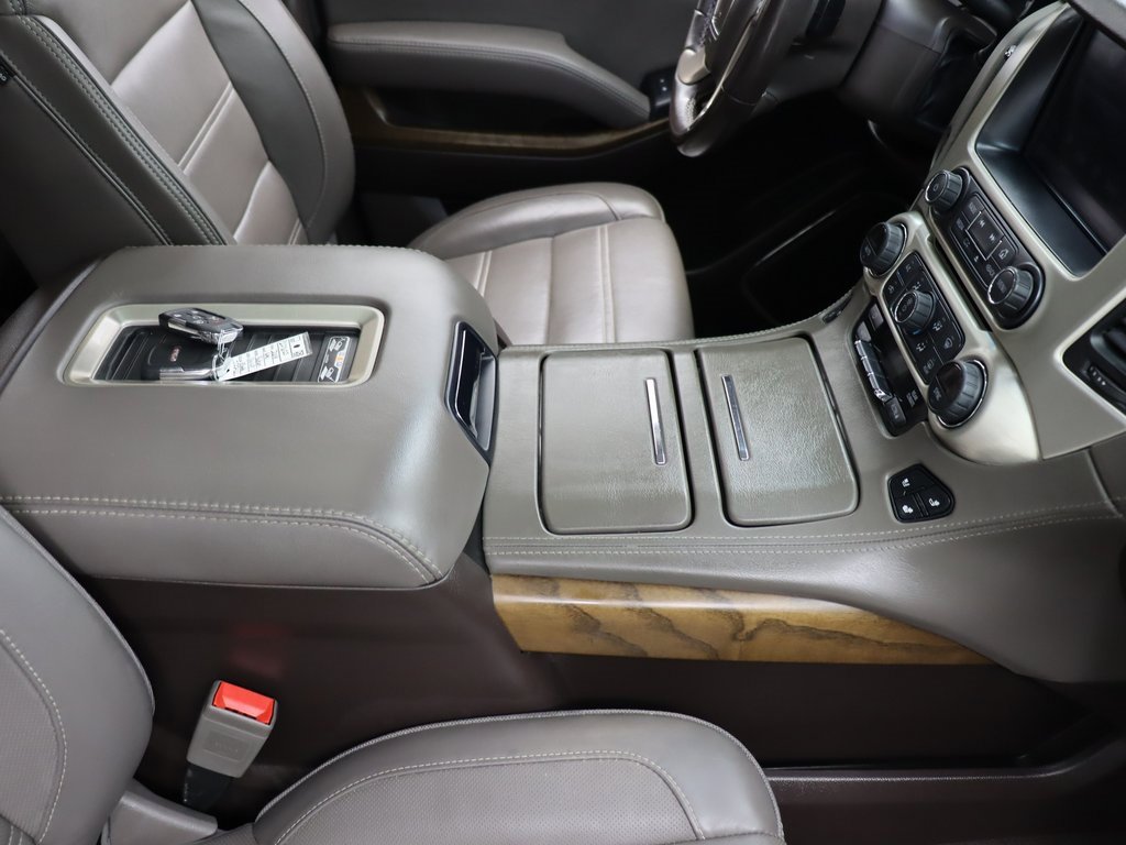 Used 2019 GMC Yukon Denali w/ Denali Ultimate Package image 32