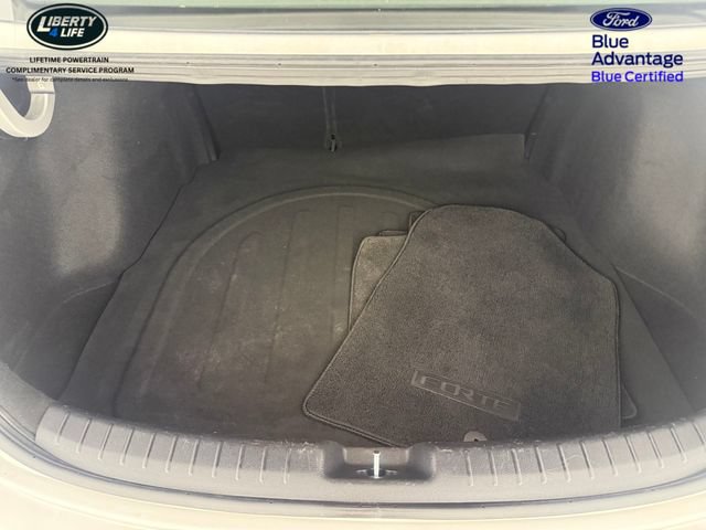 Used 2021 Kia Forte LXS FWD image 15