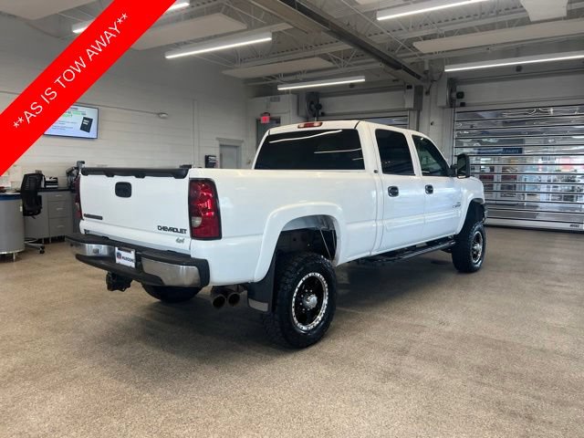Used 2005 Chevrolet Silverado 1500 LS w/ Skid Plate Package AWD/4WD image 5