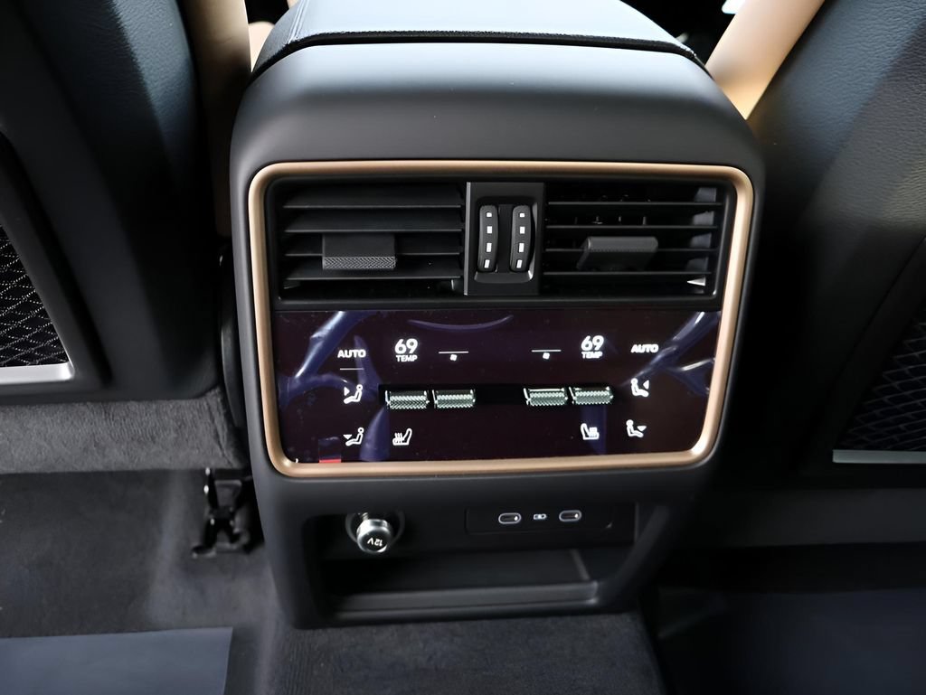 New 2026 Porsche Cayenne Coupe AWD/4WD image 21