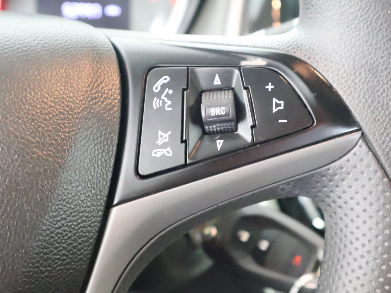 Used 2020 Chevrolet Spark LT FWD image 34