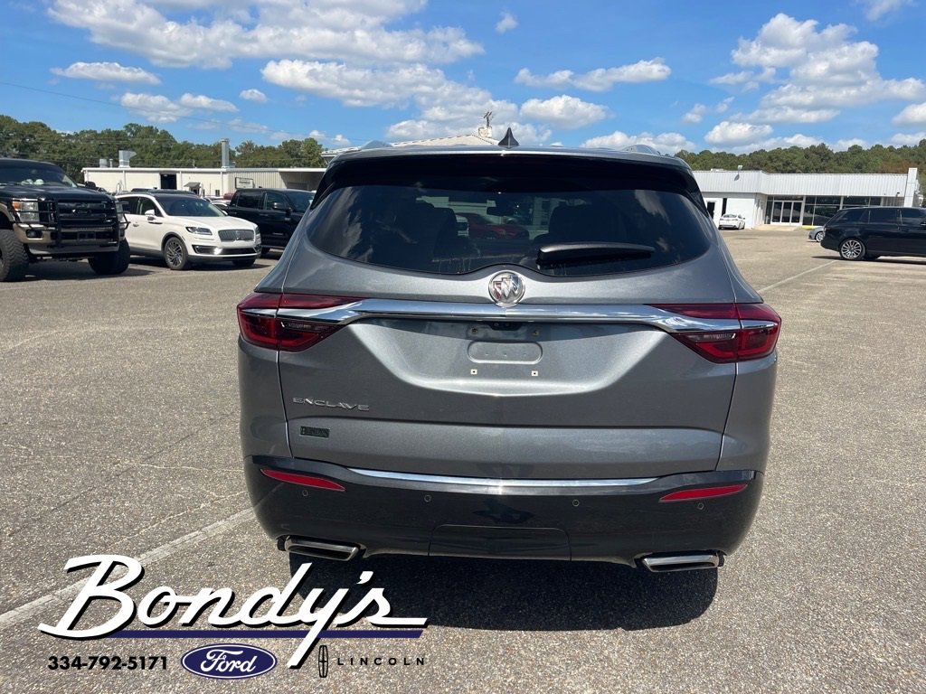 Used 2021 Buick Enclave Essence image 17