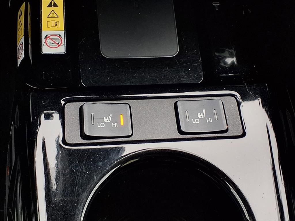 Certified 2020 Toyota Prius XLE image 13