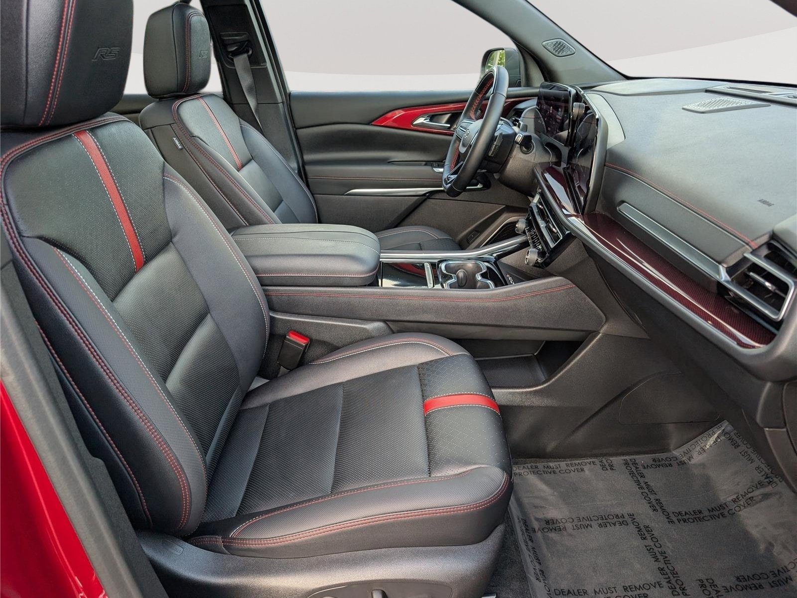 Used 2024 Chevrolet Traverse RS w/ LPO, Floor Liner Package AWD/4WD image 12