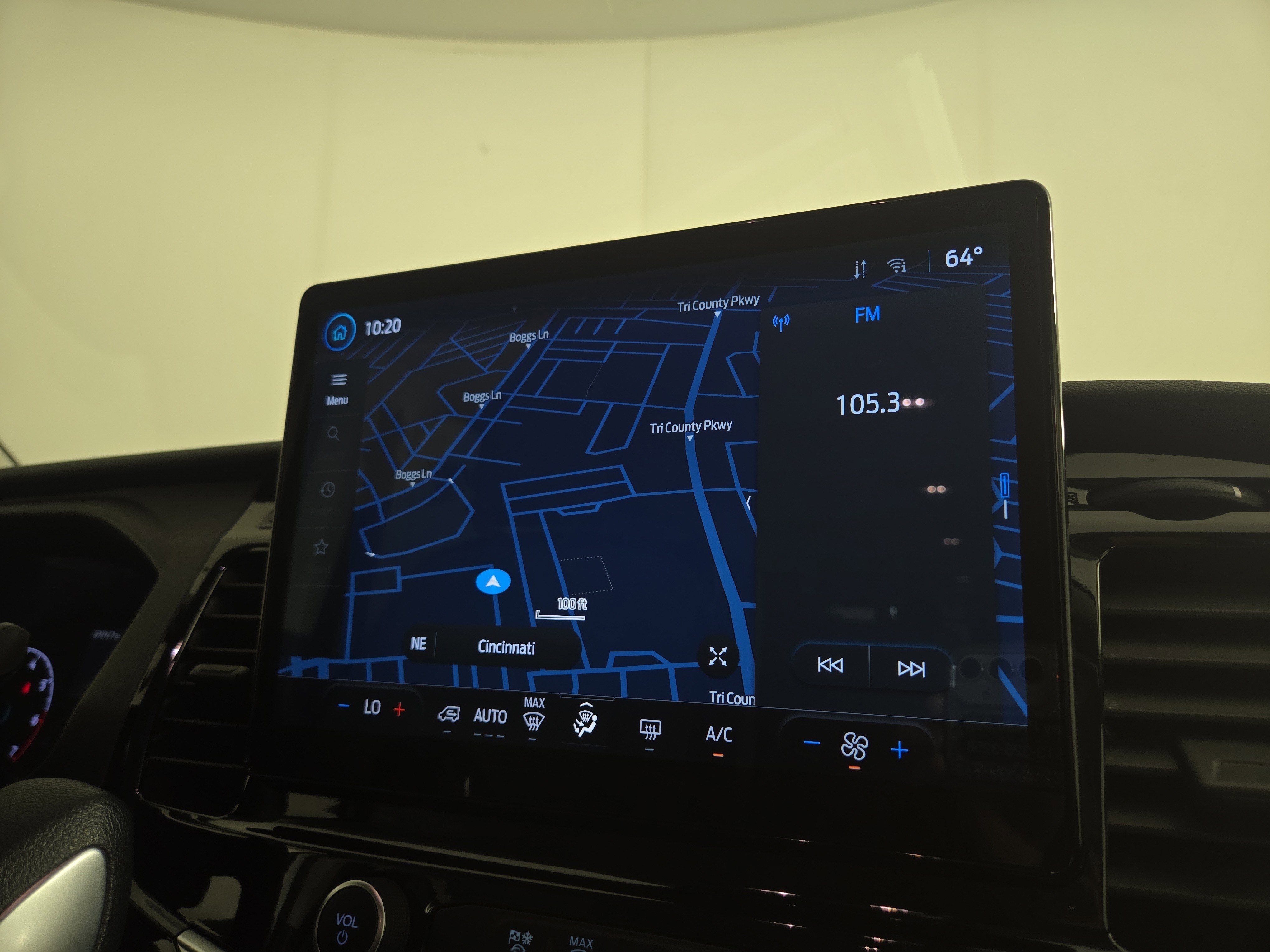 Used 2024 Ford Transit 350 XLT image 21