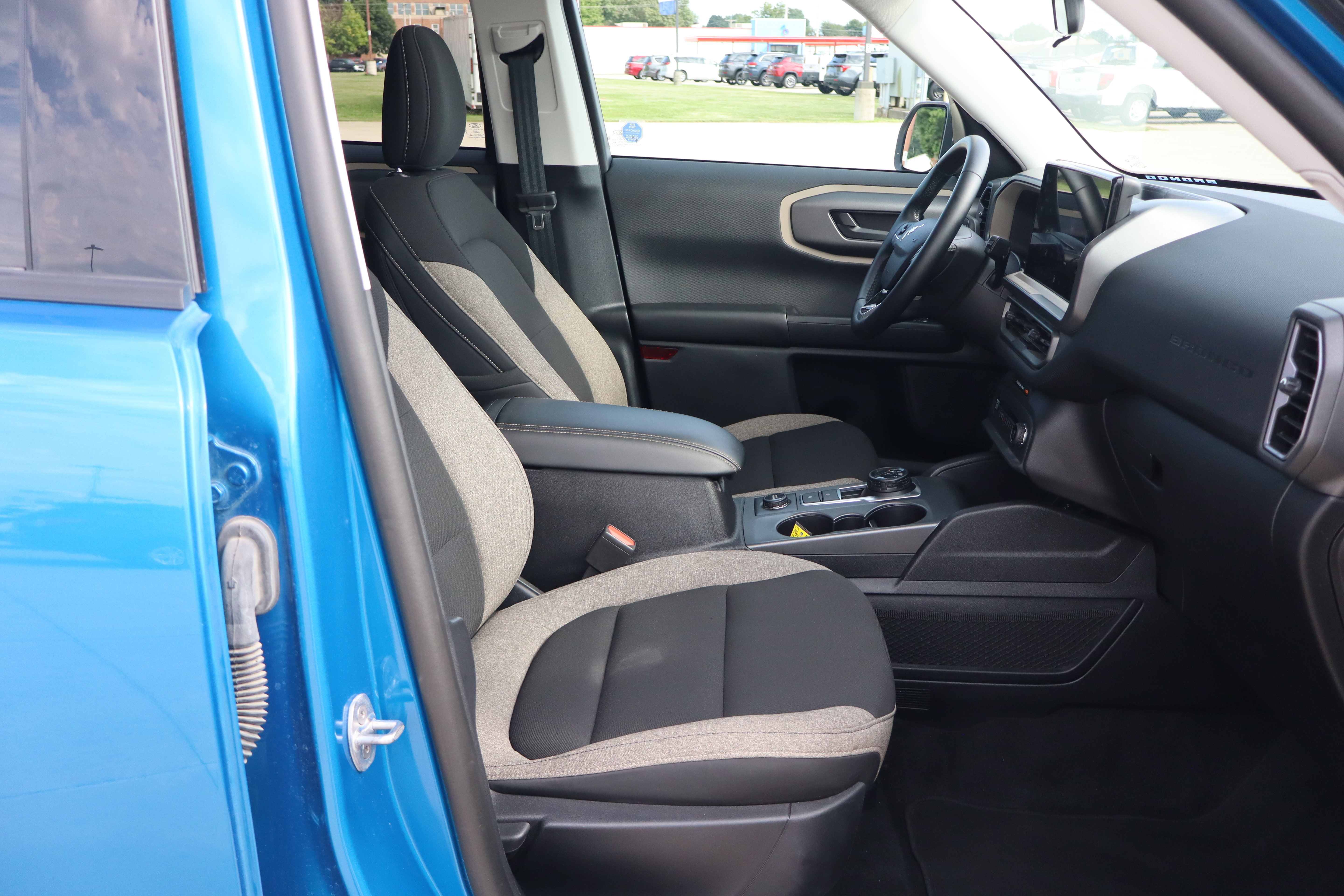 Used 2025 Ford Bronco Sport Big Bend w/ Convenience Package AWD/4WD image 12
