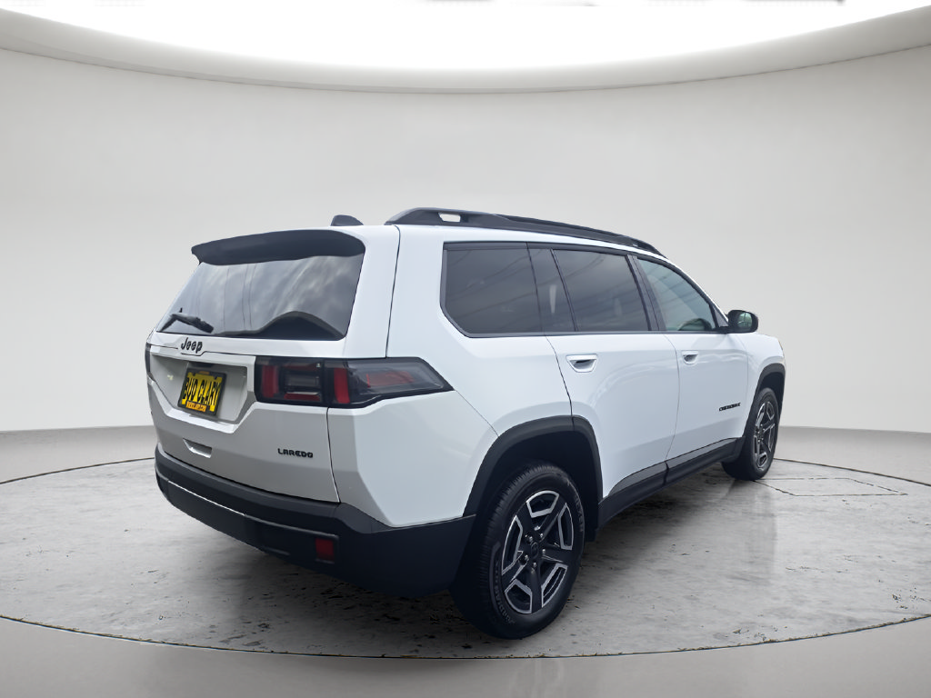 New 2026 Jeep Cherokee Laredo AWD/4WD image 5