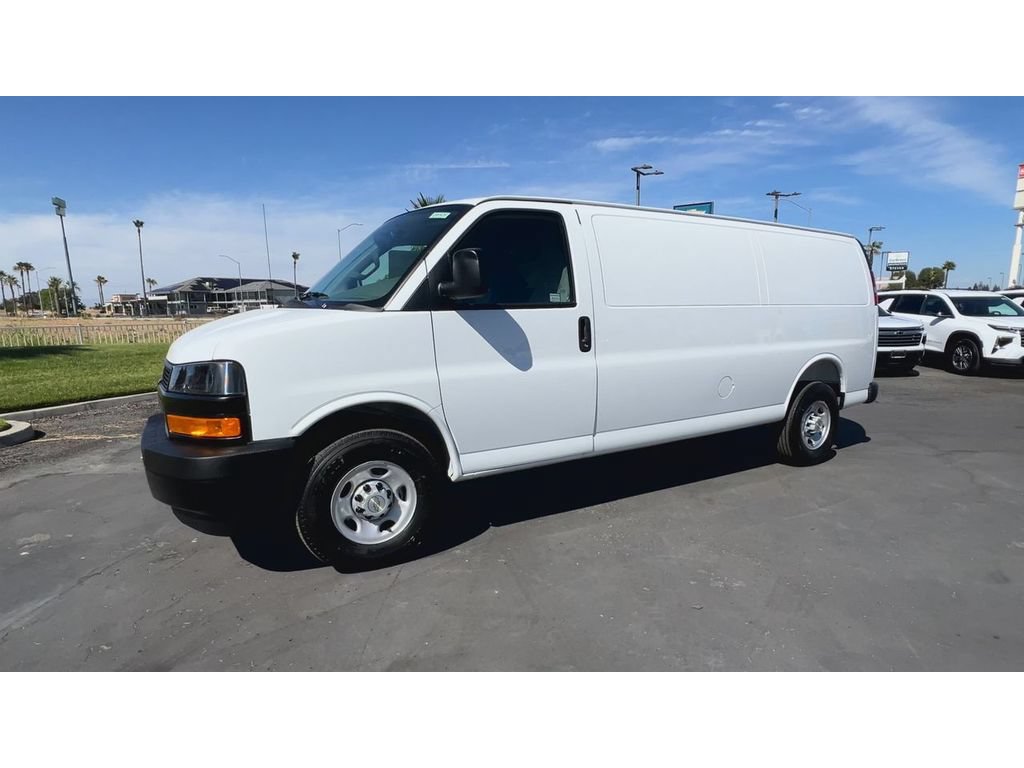 New 2026 Chevrolet Express 2500 Extended w/ Driver Convenience Package RWD image 8