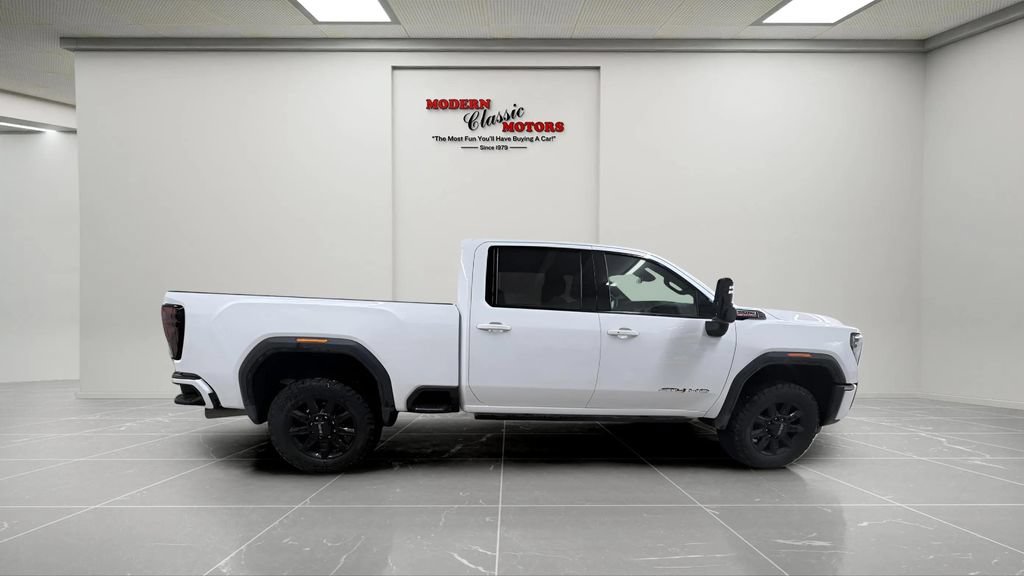 Used 2025 GMC Sierra 2500 AT4 AWD/4WD image 8