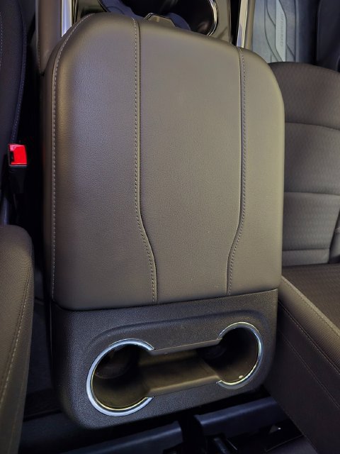 Used 2025 Chevrolet Suburban LS AWD/4WD image 27