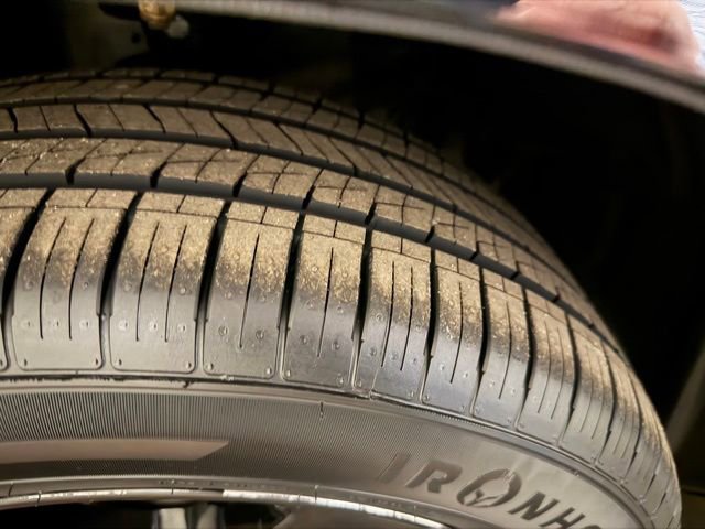 Used 2021 Dodge Challenger SXT image 11