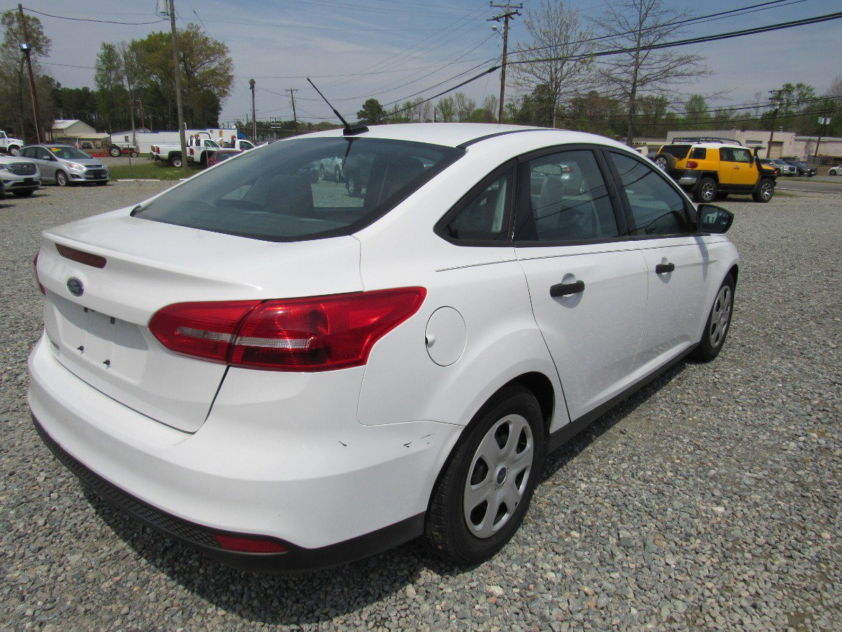 Used 2016 Ford Focus S image 6