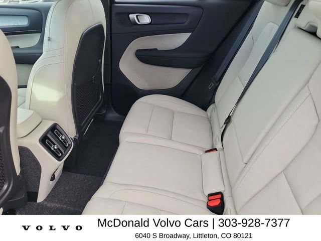 New 2026 Volvo XC40 B5 Ultra w/ Climate Package AWD/4WD image 13