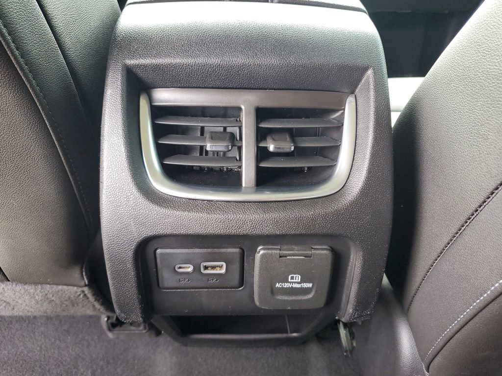 Used 2019 Chevrolet Blazer LT w/ Sound & Technology Package FWD image 11