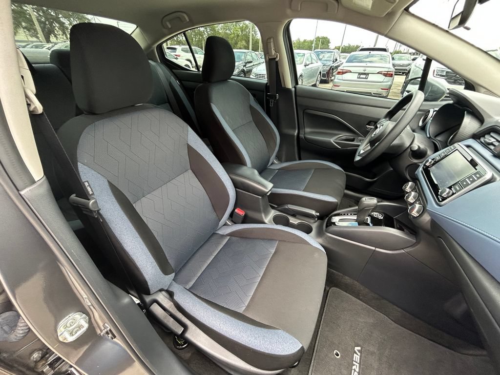 Used 2024 Nissan Versa SV w/ Trunk Package FWD image 30