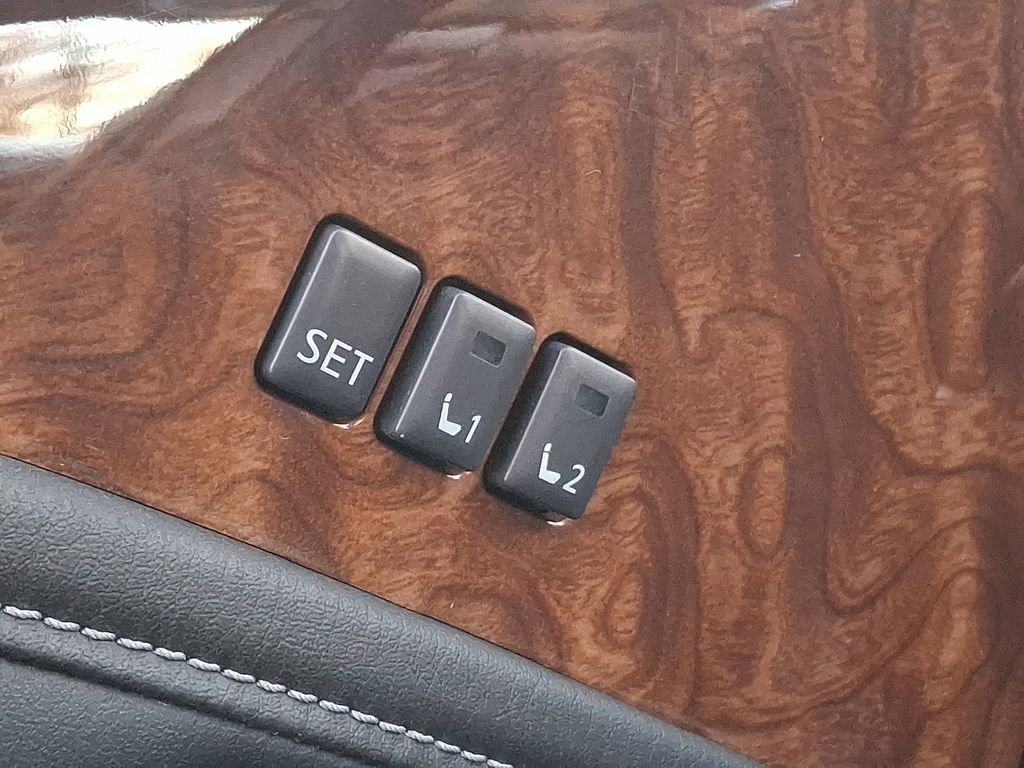 Used 2016 INFINITI QX80 Base image 26