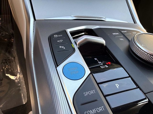 Used 2024 BMW i4 eDrive40 w/ Premium Package image 28