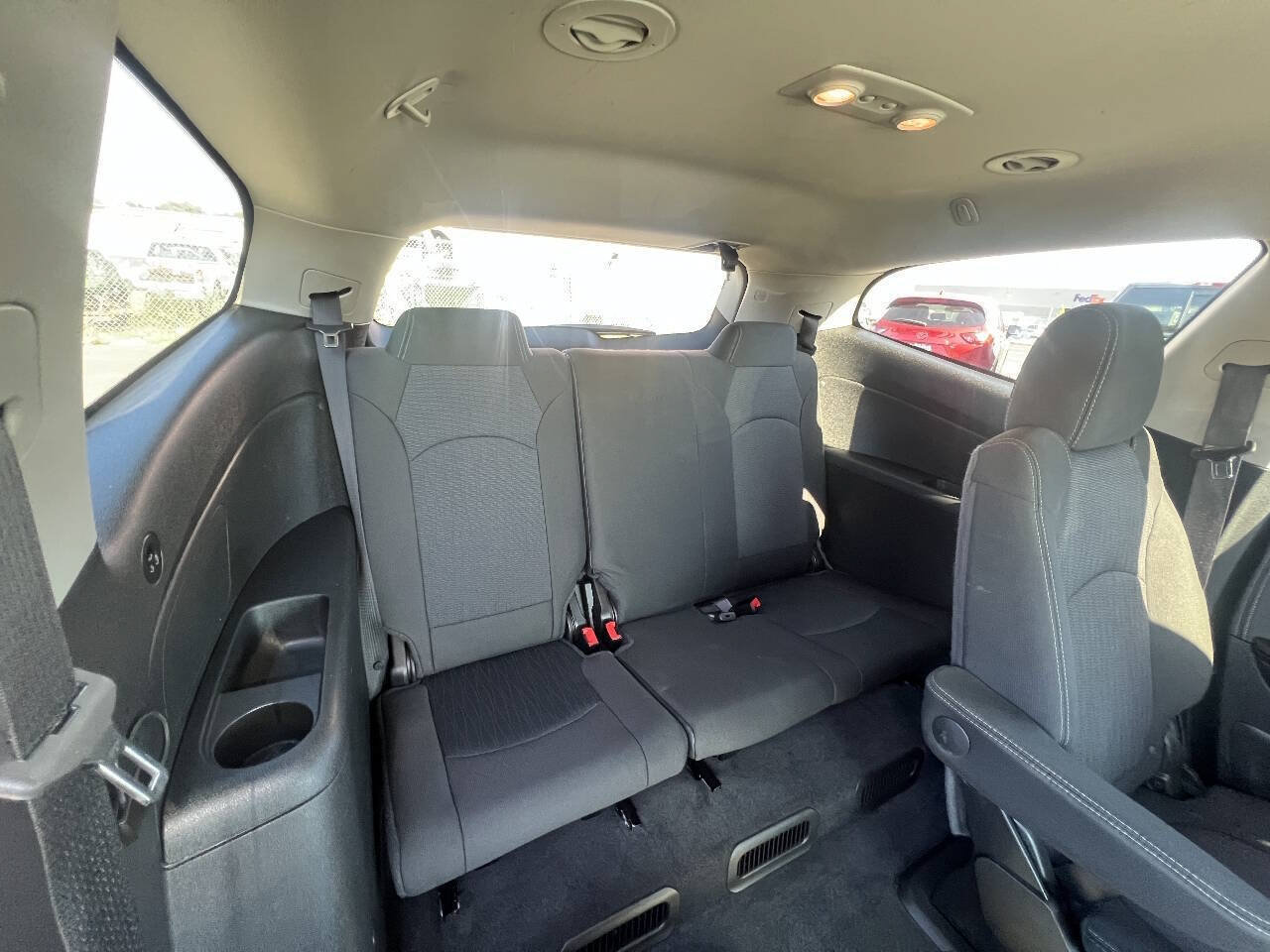 Used 2017 Chevrolet Traverse LT w/ Style and Technology Package AWD/4WD image 9