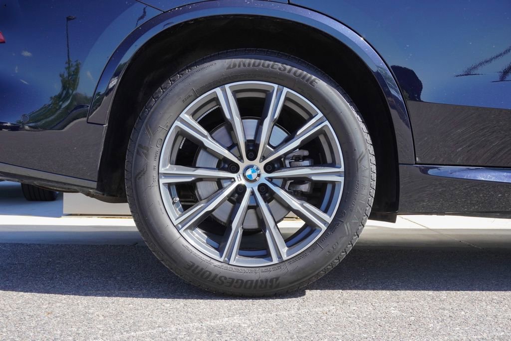 Used 2026 BMW X5 xDrive40i AWD/4WD image 34