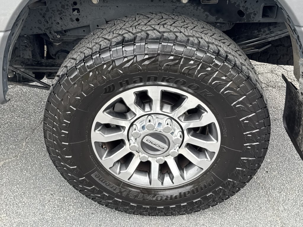 Used 2022 Ford F250 Lariat w/ Lariat Value Package AWD/4WD image 19
