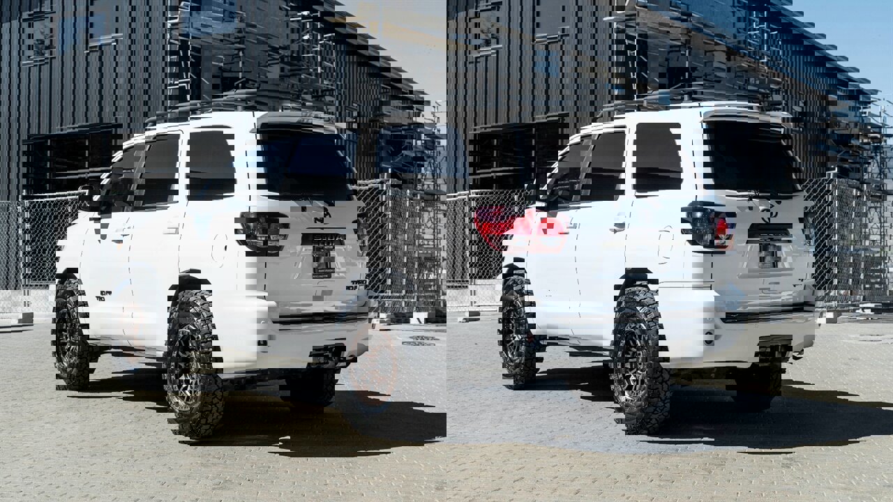 Used 2021 Toyota Sequoia TRD Pro AWD/4WD image 2