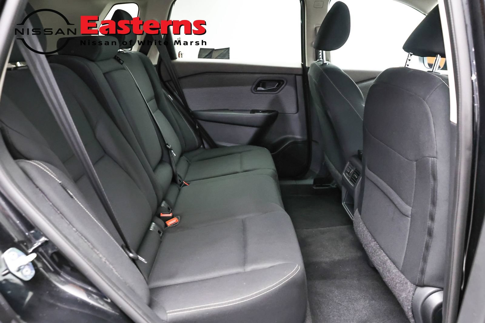 Used 2023 Nissan Rogue S AWD/4WD image 23