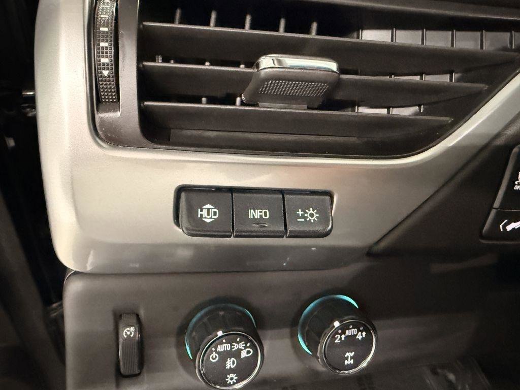 Used 2017 Chevrolet Suburban Premier image 17