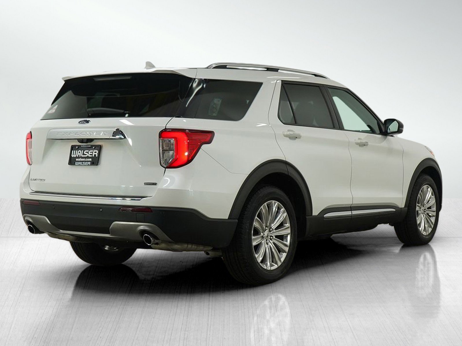 Used 2021 Ford Explorer Limited image 5