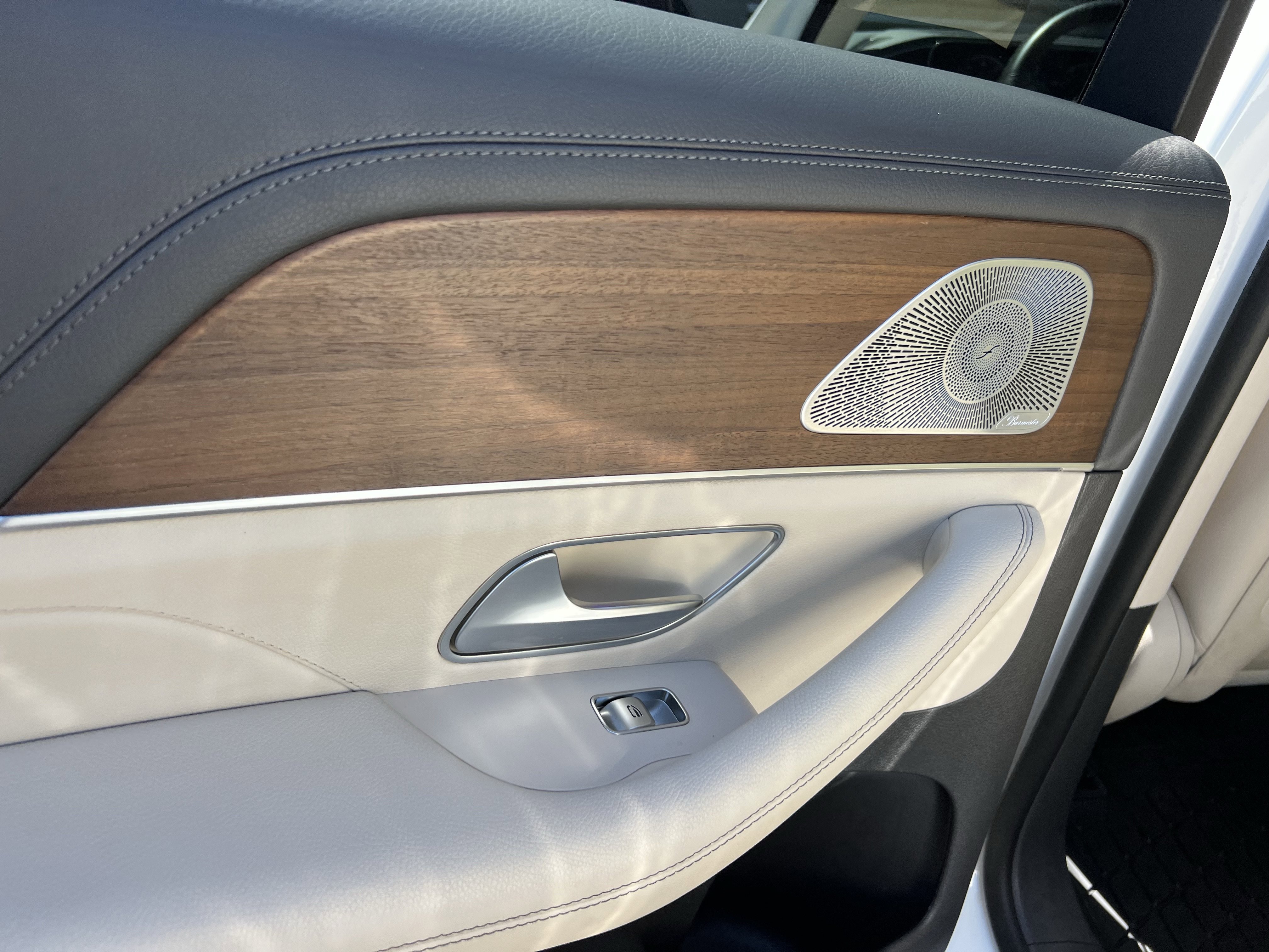 Used 2020 Mercedes-Benz GLE 350 4MATIC image 32