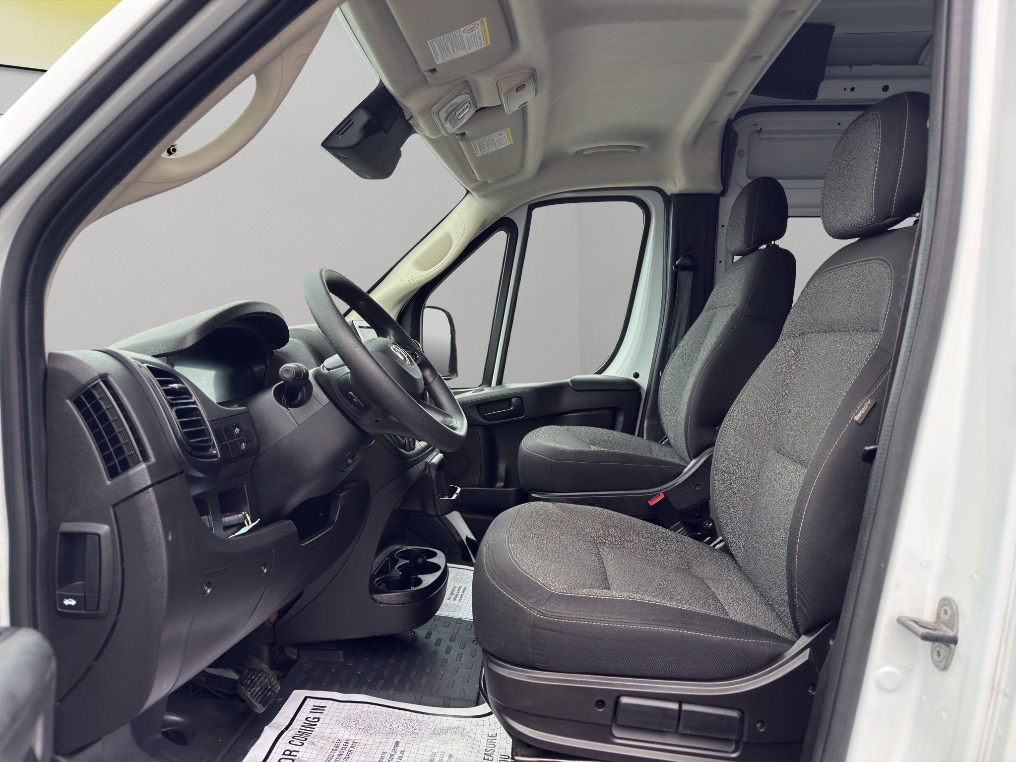 Used 2023 RAM ProMaster 3500 image 9