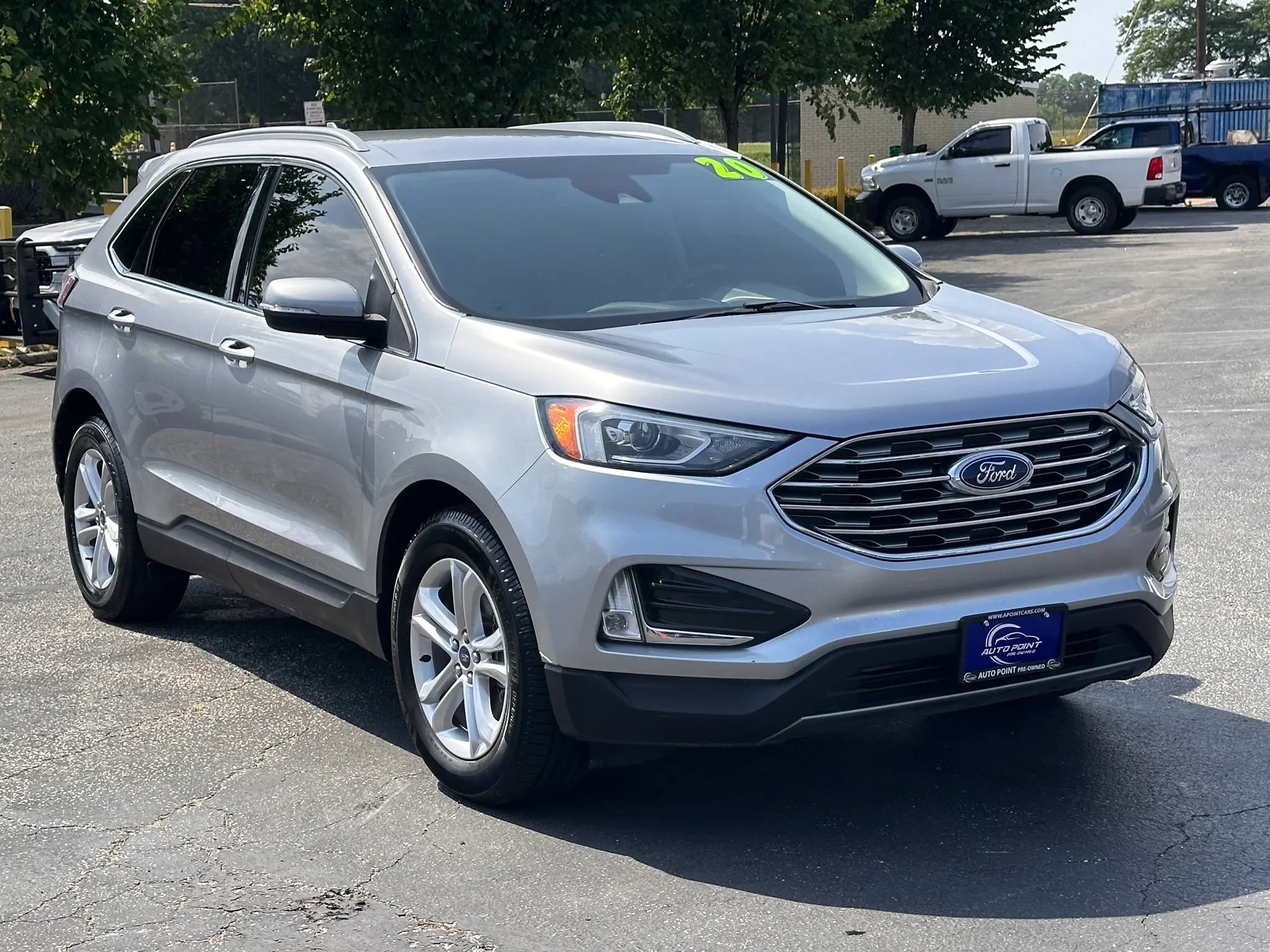 Used 2020 Ford Edge SEL FWD image 3