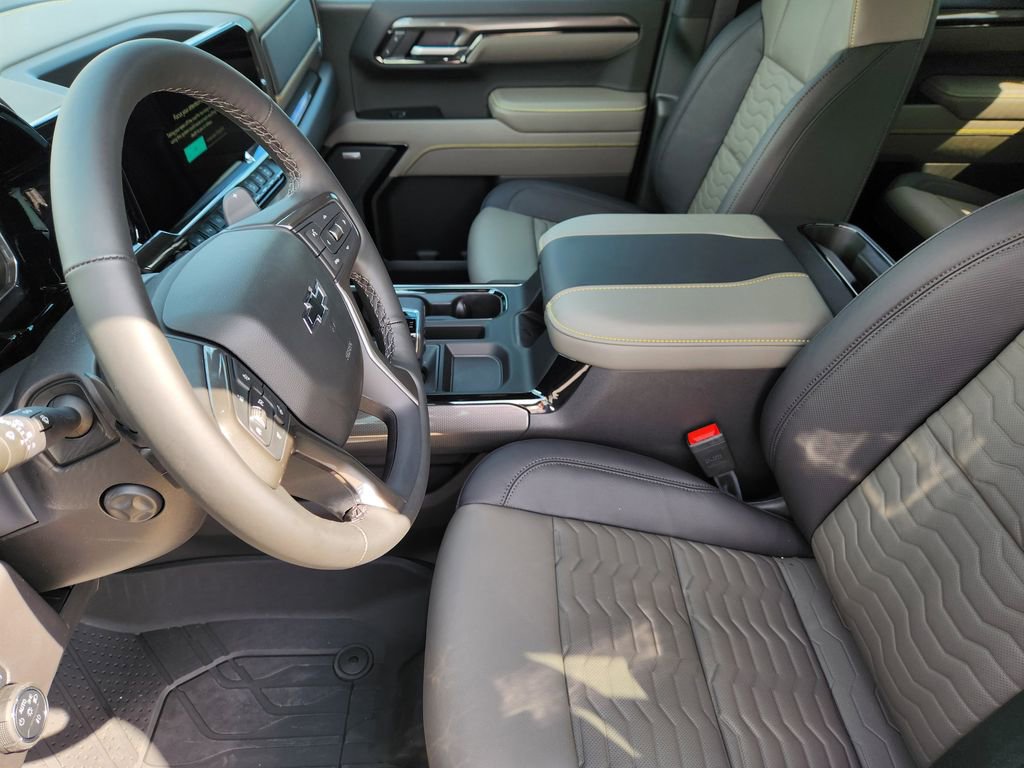 New 2026 Chevrolet Silverado 1500 ZR2 image 9