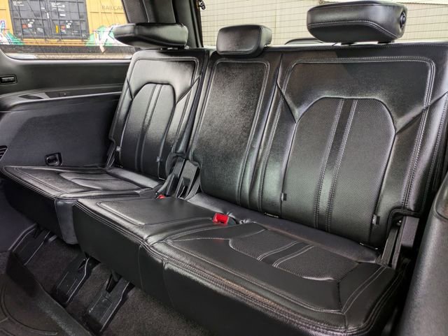 Used 2018 Ford Expedition Limited w/ Equipment Group 301A image 22