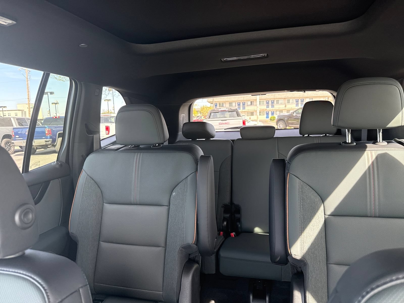 New 2026 GMC Acadia AT4 w/ Super Cruise Package AWD/4WD image 13
