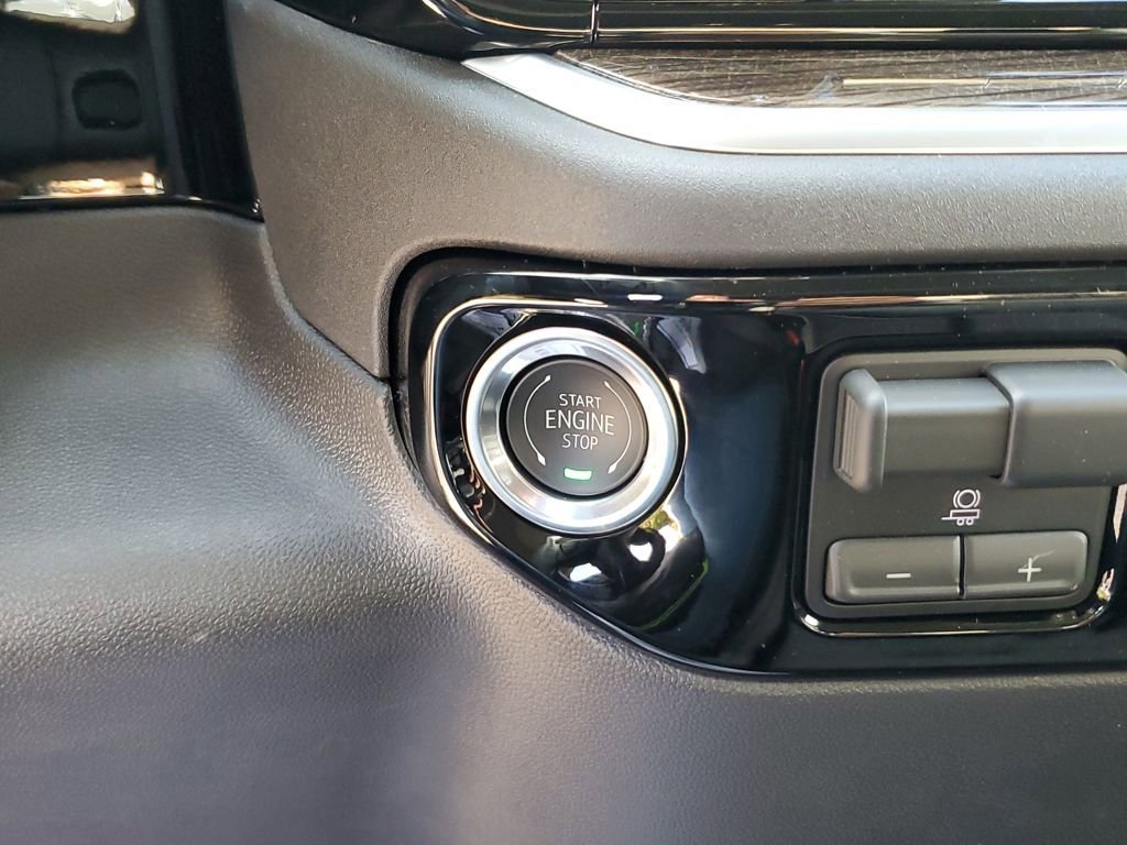 New 2026 GMC Sierra 1500 Elevation image 17