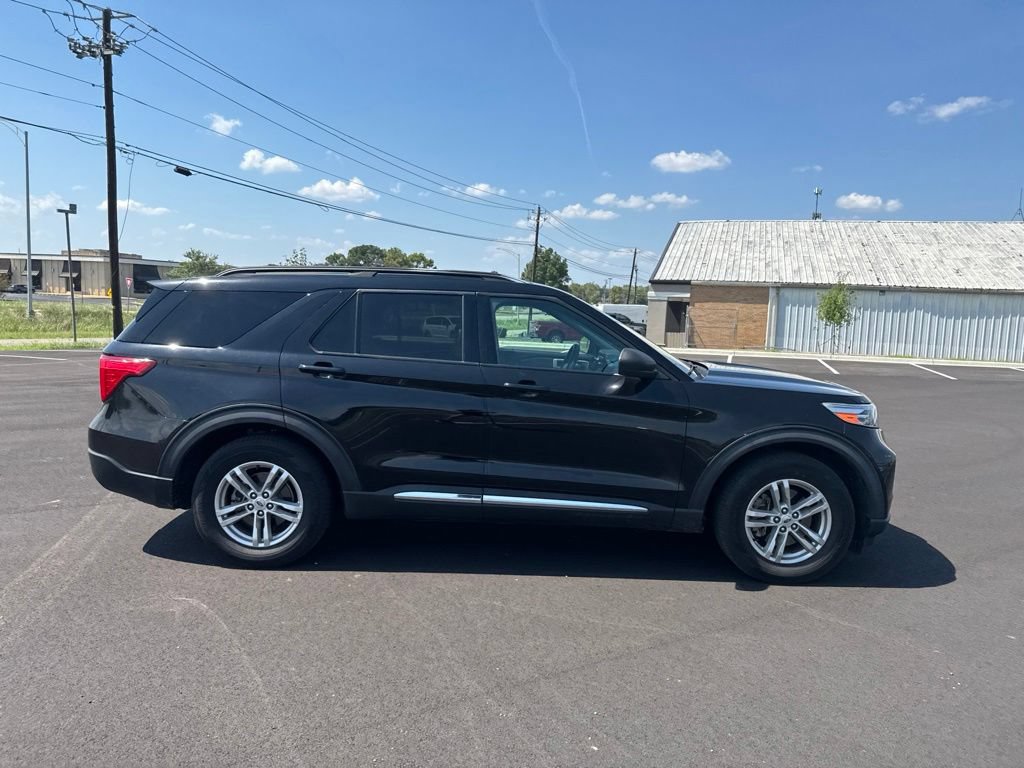 Used 2021 Ford Explorer XLT RWD image 15