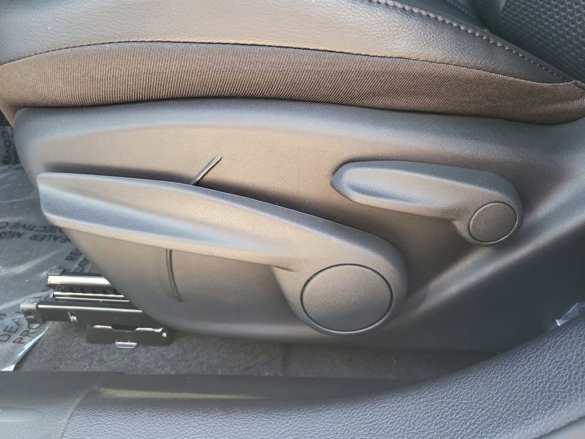 New 2026 Jeep Compass Latitude image 11