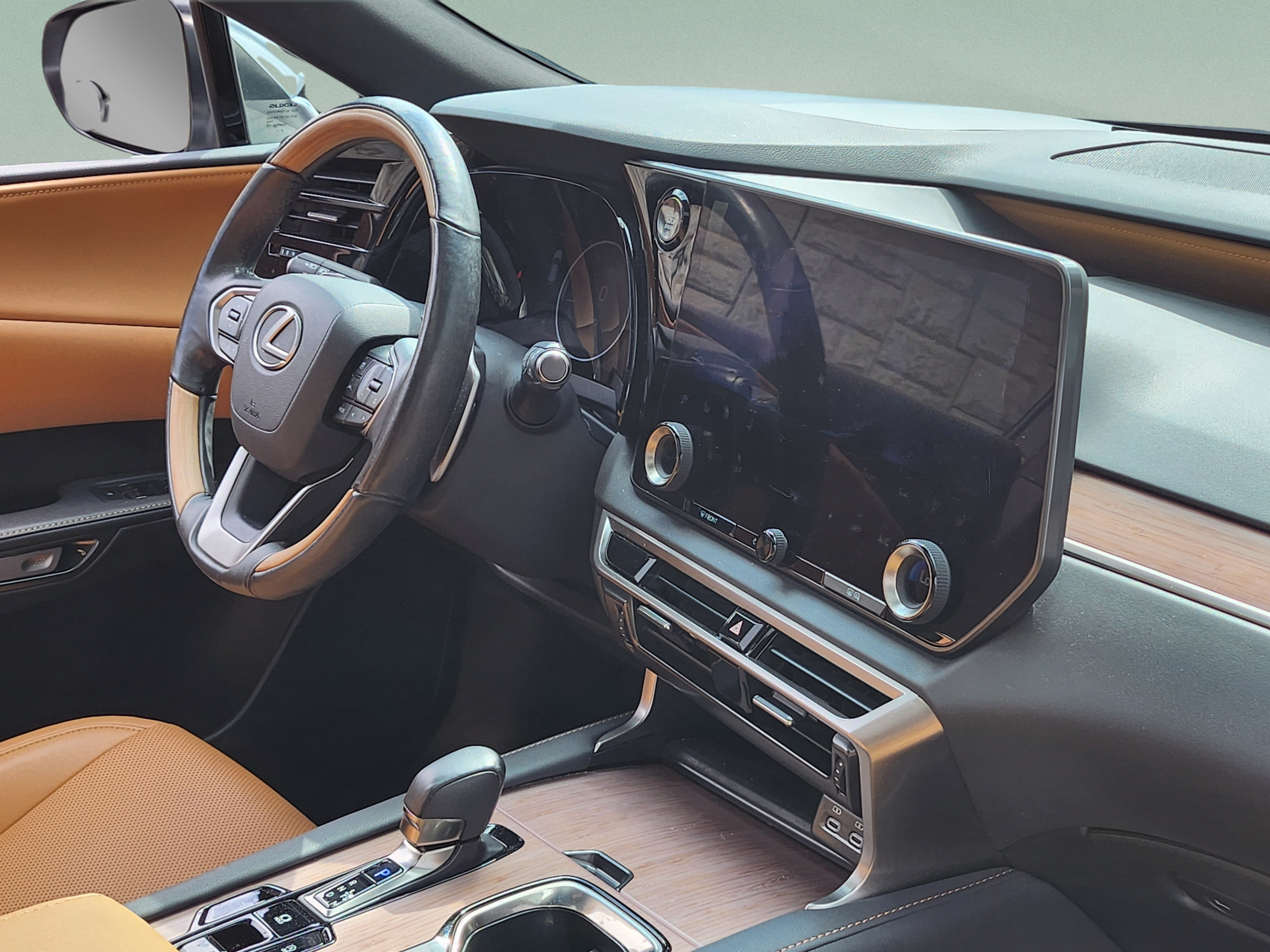 Certified 2024 Lexus RX 350 Premium w/ Cold Area Package FWD image 30