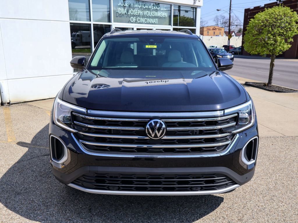 New 2026 Volkswagen Atlas SE image 8