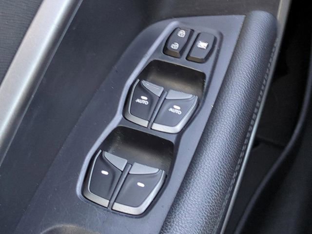 Used 2017 Hyundai Santa Fe Sport FWD image 21