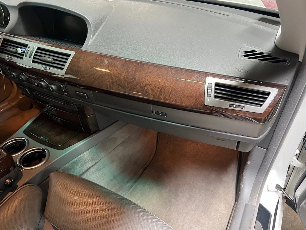 Used 2004 BMW 745Li RWD image 25