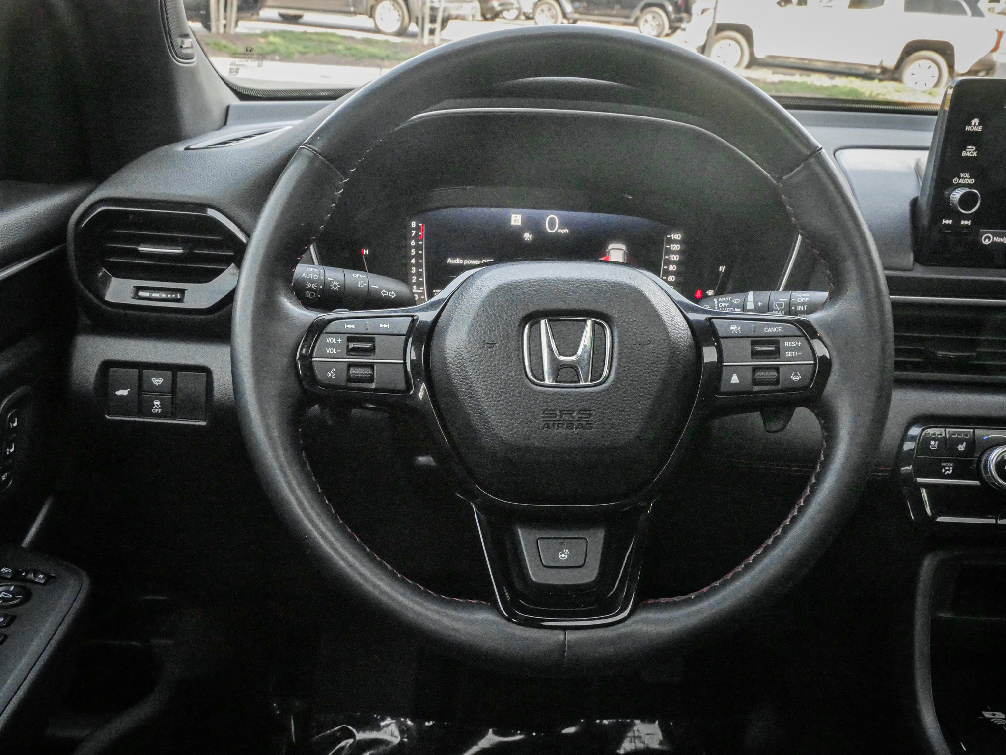 Certified 2025 Honda Pilot Black Edition image 18