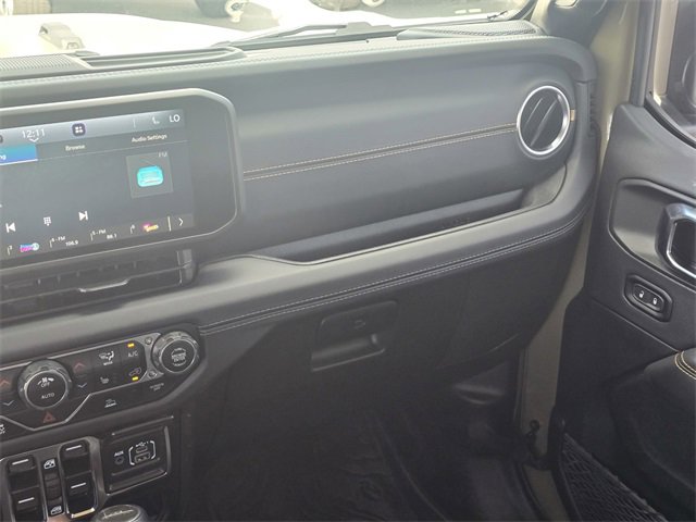 Used 2025 Jeep Gladiator Sport image 20