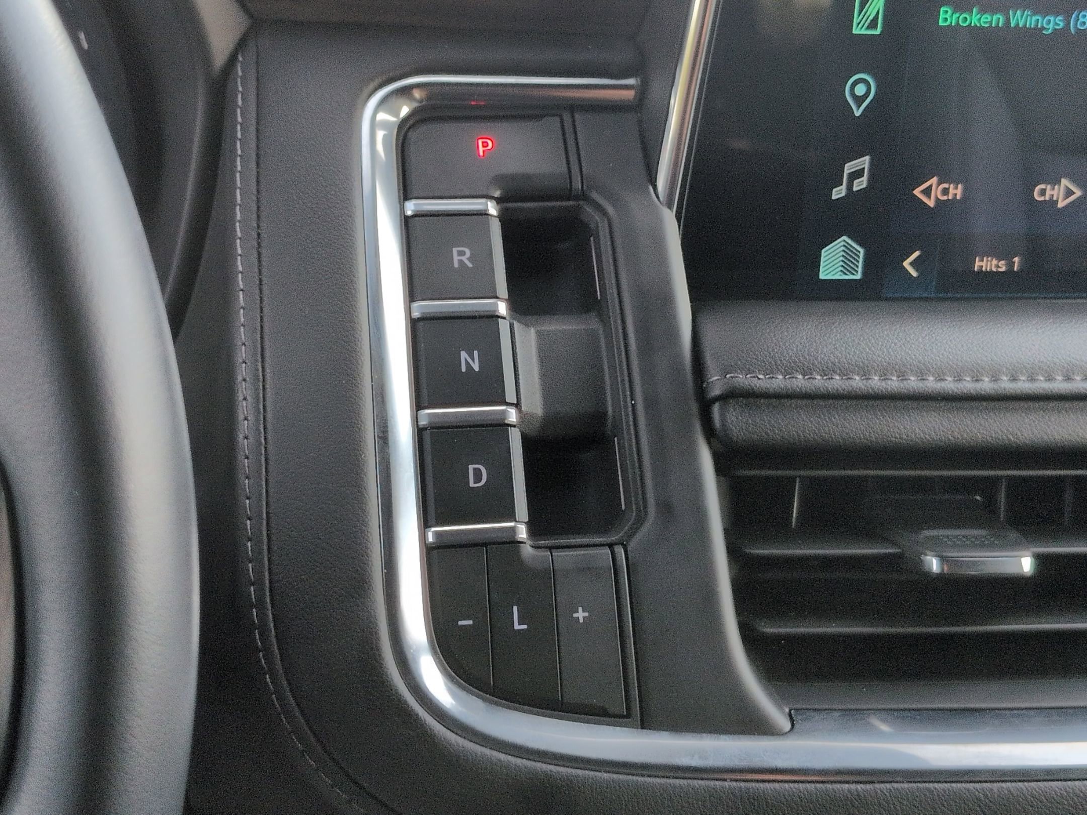 Used 2024 Chevrolet Tahoe LT RWD image 27