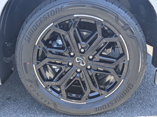 New 2026 INFINITI QX80 4WD w/ Sport Exterior Package image 11