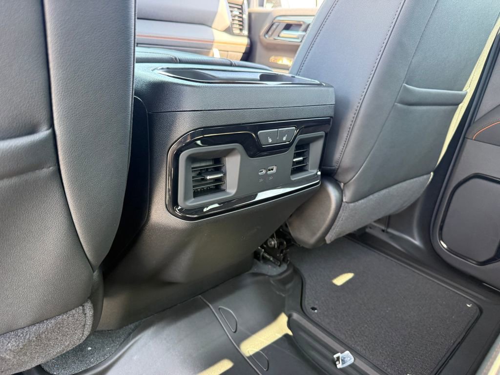 New 2026 GMC Sierra 1500 AT4 w/ AT4 Premium Package AWD/4WD image 23