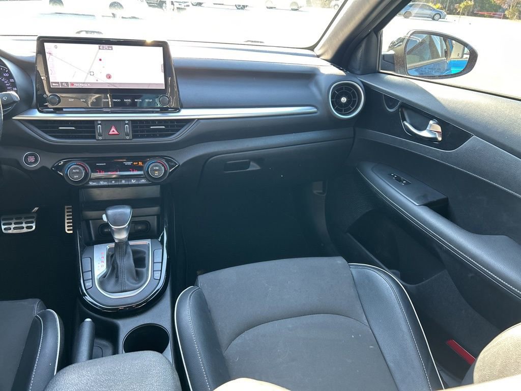 Used 2023 Kia Forte GT-Line image 12