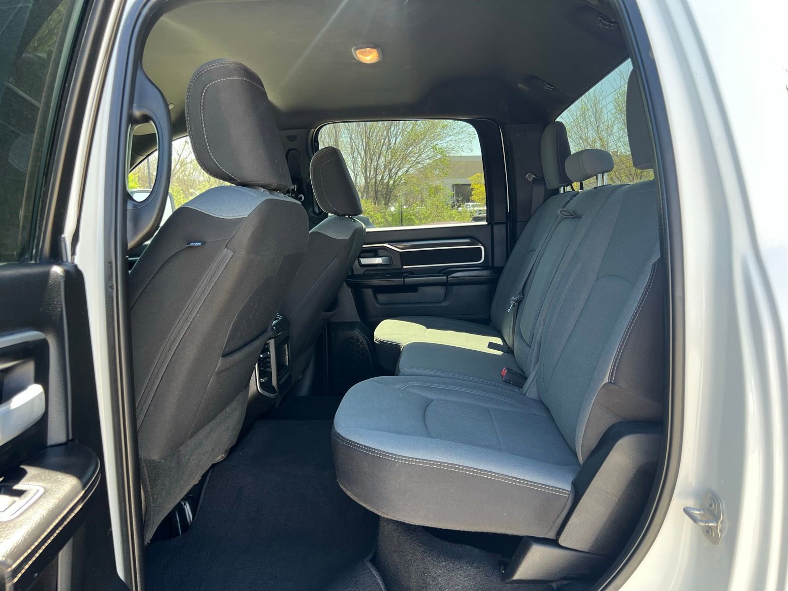 Used 2024 RAM 2500 Big Horn w/ Off Road Package image 16