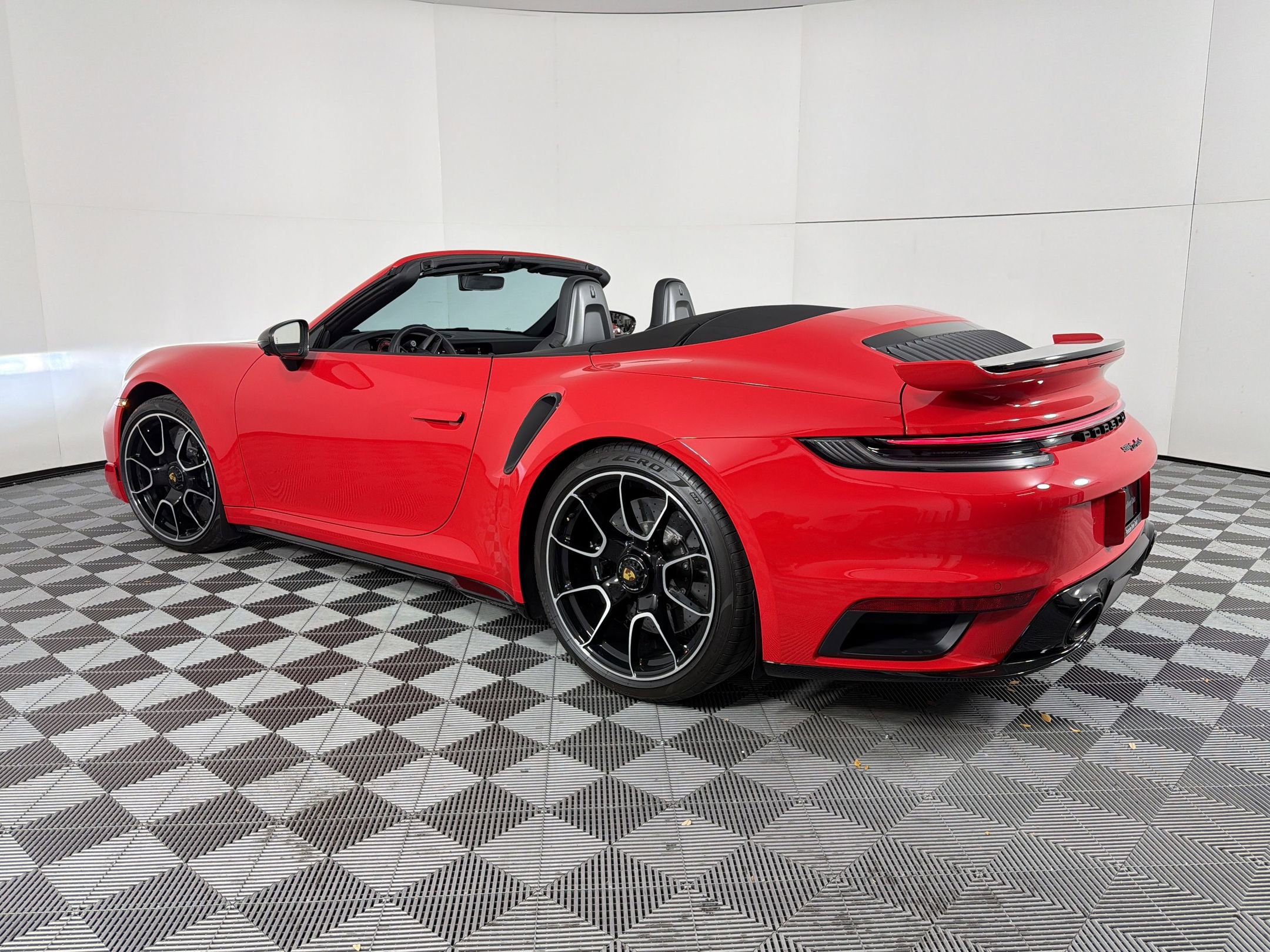Certified 2025 Porsche 911 Turbo S image 3