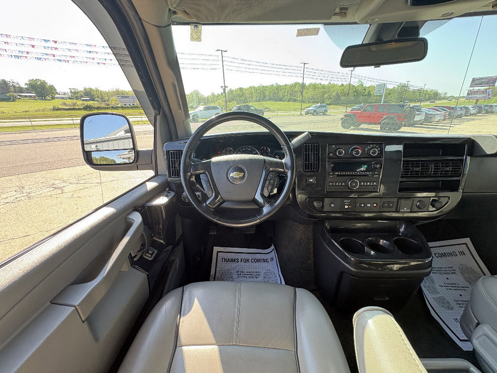Used 2019 Chevrolet Express 2500 Extended w/ Enhanced Convenience Package RWD image 22